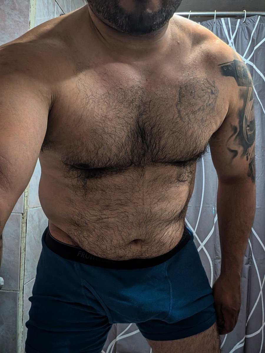 JuanCarlos4201's tweet photo. Un gordo de 40 años💪💪💪 https://t.co/Xi3ofDwW9m
