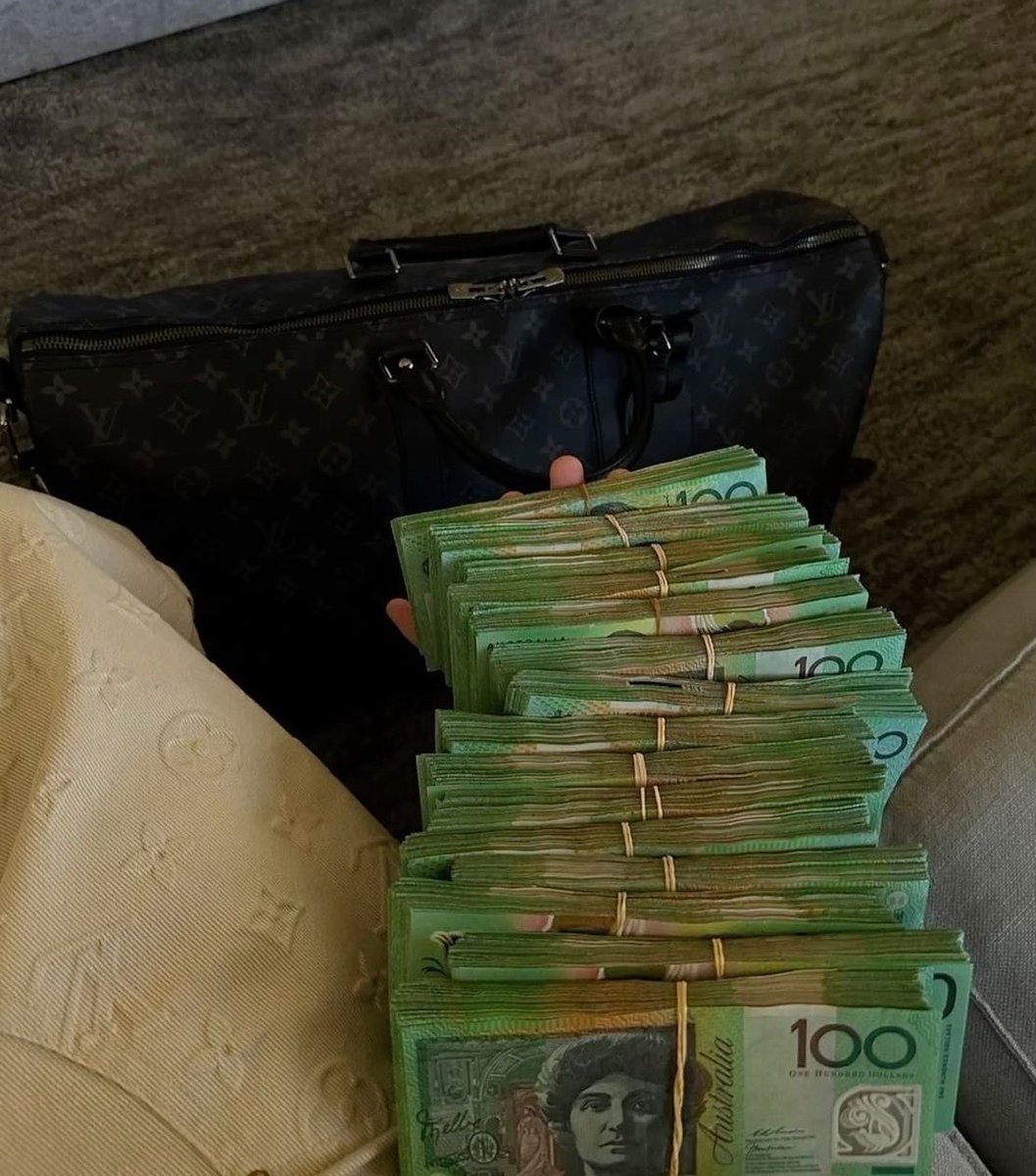 goddessspearl's tweet photo. Conditioning is real. And it absolutely works both ways. So Dommes — what fantasy did a sub give you that you never had before? 
Mine: buying a vintage car I don’t even need outright in ALL cash just for funsies. 😮‍💨🏁