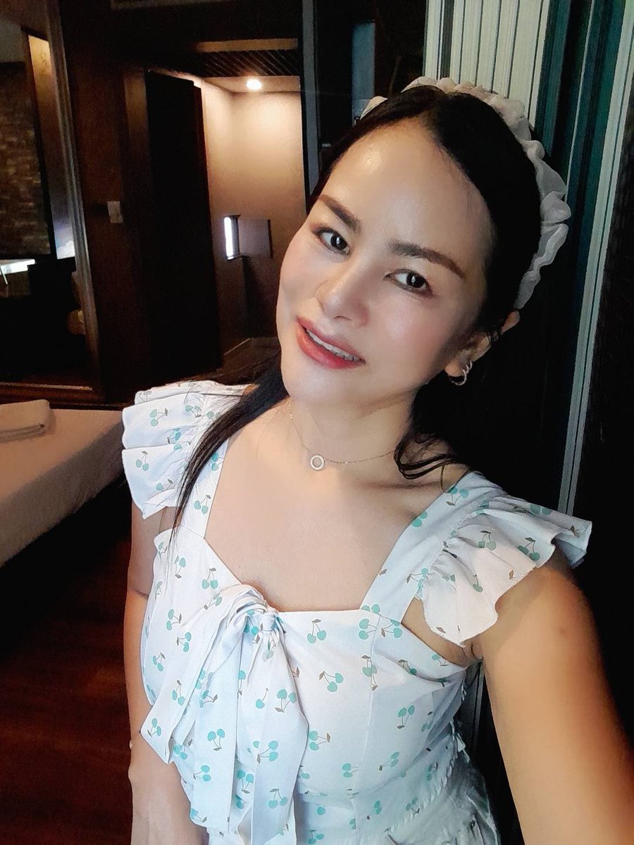 bell_cheesy's tweet photo. อยากกอดอ้ายจัก 2 นาที💞แค่นี้อ้ายมีเวลาบ้างไหม🤪
🆔นัดนวดทักบ้านเขียวนะคะ
นวดน้ำมันรีดเส้น💆
แช่น้ำอุ่นคลายกล้ามเนื้อ🛀
พิกัด: #จรัญ #ปิ่นเกล้า https://t.co/ujVUhqBfve