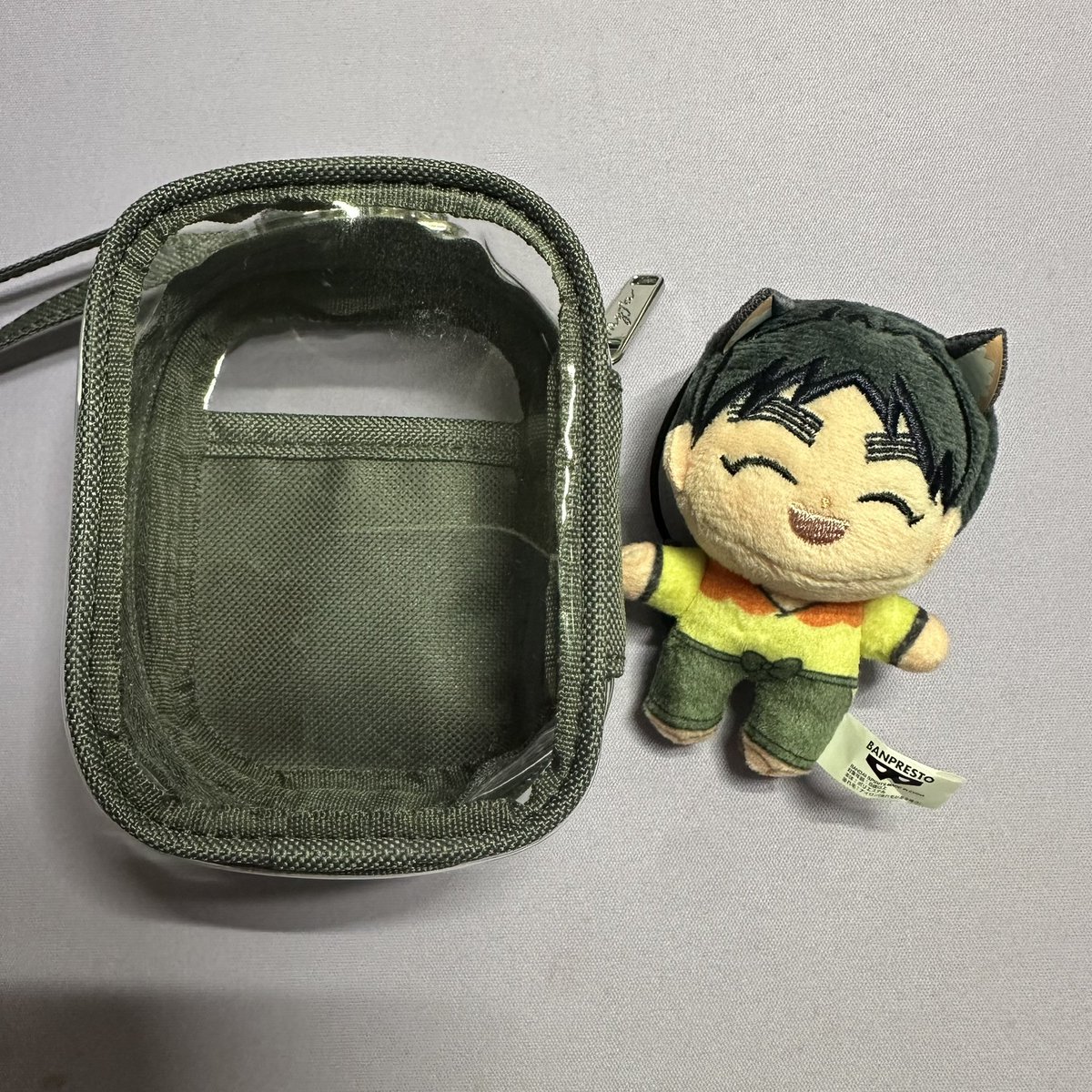 yoru_kn99's tweet photo. ジップロックから解放⛓️‍💥
約一年くらい？…長かったね💦
実家からグッズ整理して送ってるから、同室も来るよ🫶🏻
ぎゅうぎゅうになっちゃうけど、2人で入ってね🙏🏻 https://t.co/I8jKh9ZkjL