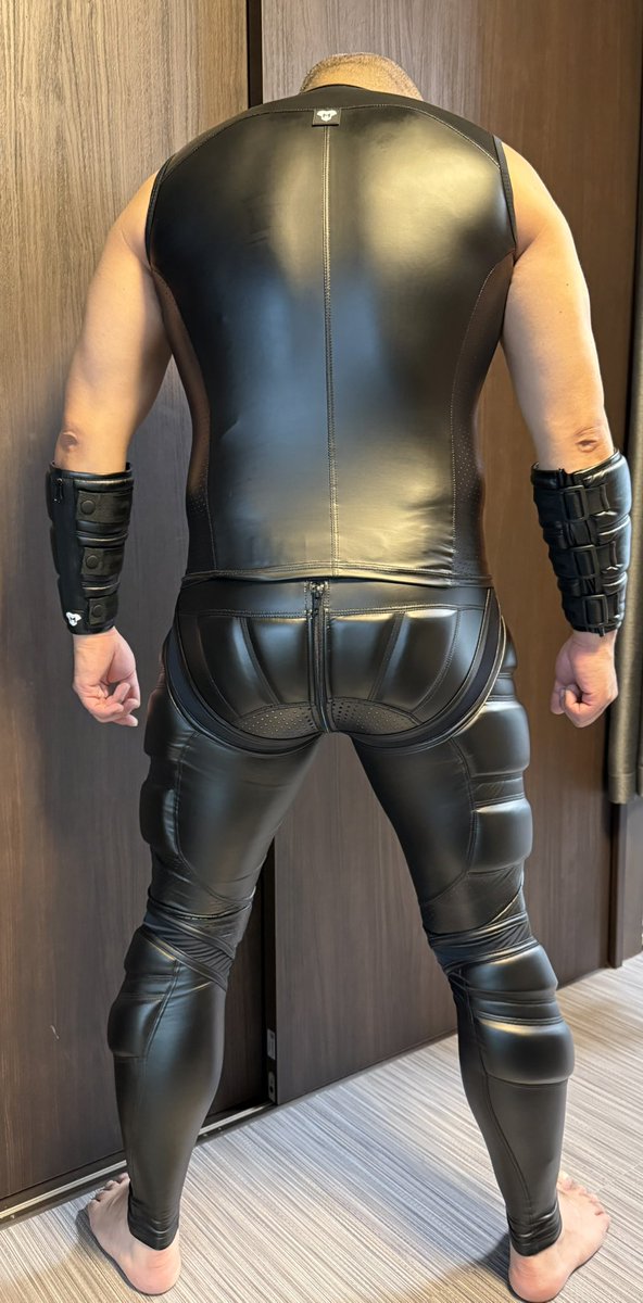 gay_dogslave's tweet photo. 先日着させてもらったMaskuloのウェア。以前買おうか迷って買わずじまいだったけど、よき。 https://t.co/qGcfII8sTU