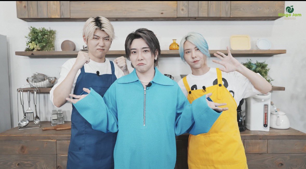 makoawallflower's tweet photo. FC動画のWelcome back #JamLand vol.4の料理対決でひろぱが作ってた中華風そうめんがおいしい!
我が家のそうめんアレンジレシピの定番
家族は「若井そうめん」って呼んでる
ひろぱありがとう
#MrsGREENAPPLE https://t.co/gGXza54rMZ