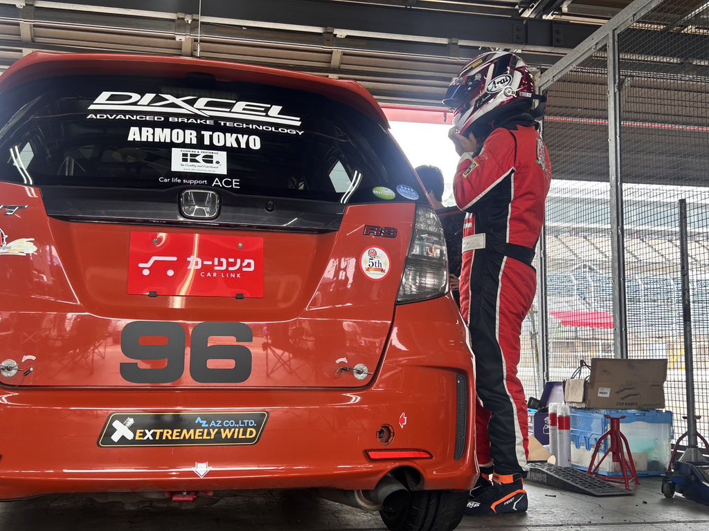 MCmo2_racing's tweet photo. 遅くなりましたがJOY耐7時間、無事に終了です😎

他チームより給油回数を少なくする作戦で臨みましたがアディショナルタイムに翻弄され悔しいレース結果となりました😂

来年またリベンジ‼️‼️
ありがとうございました👌

もてぎJOY耐7時間耐久レース
予選
クラス6位
決勝
クラス5位 https://t.co/4cX60EeYGM