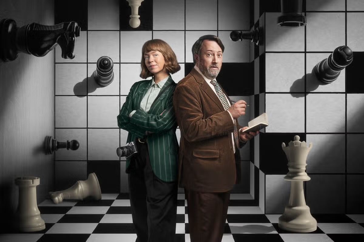snnvrm's tweet photo. why do i keep picking bbc series all the time? can anyone guess what series it is here? 🤔 https://t.co/FCw1NzZYhz