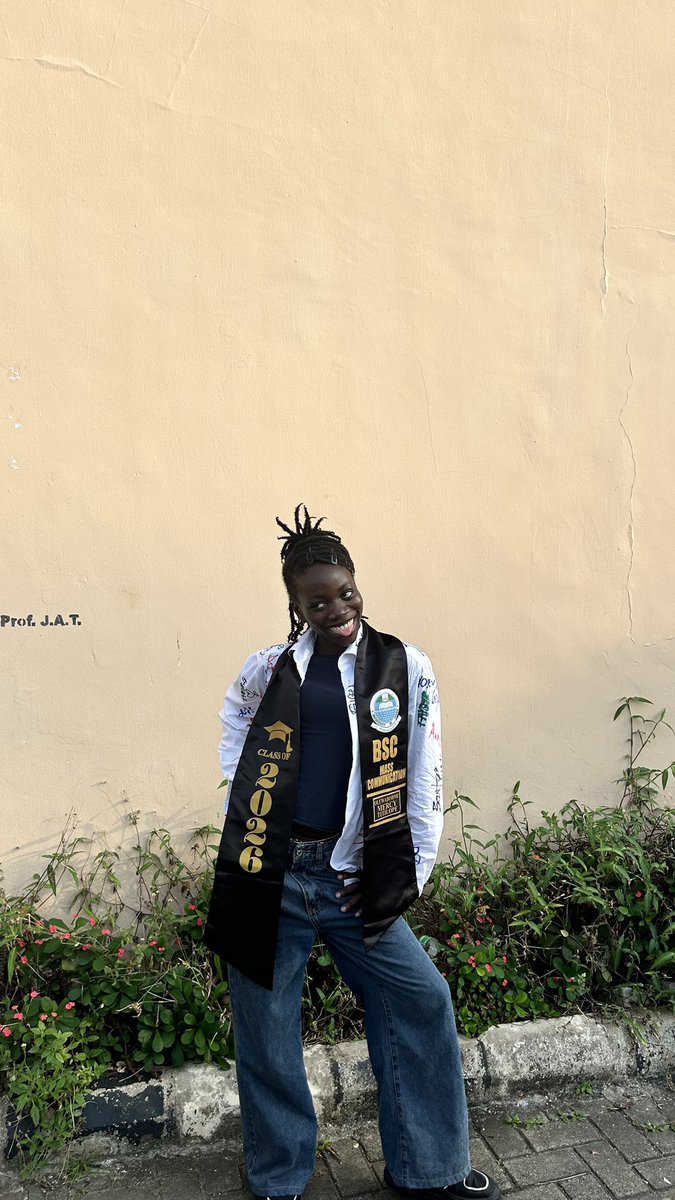 Tee__tee__8's tweet photo. The part where I sign out 🥹. Grateful to God like mad. https://t.co/wzEX5sQBeL