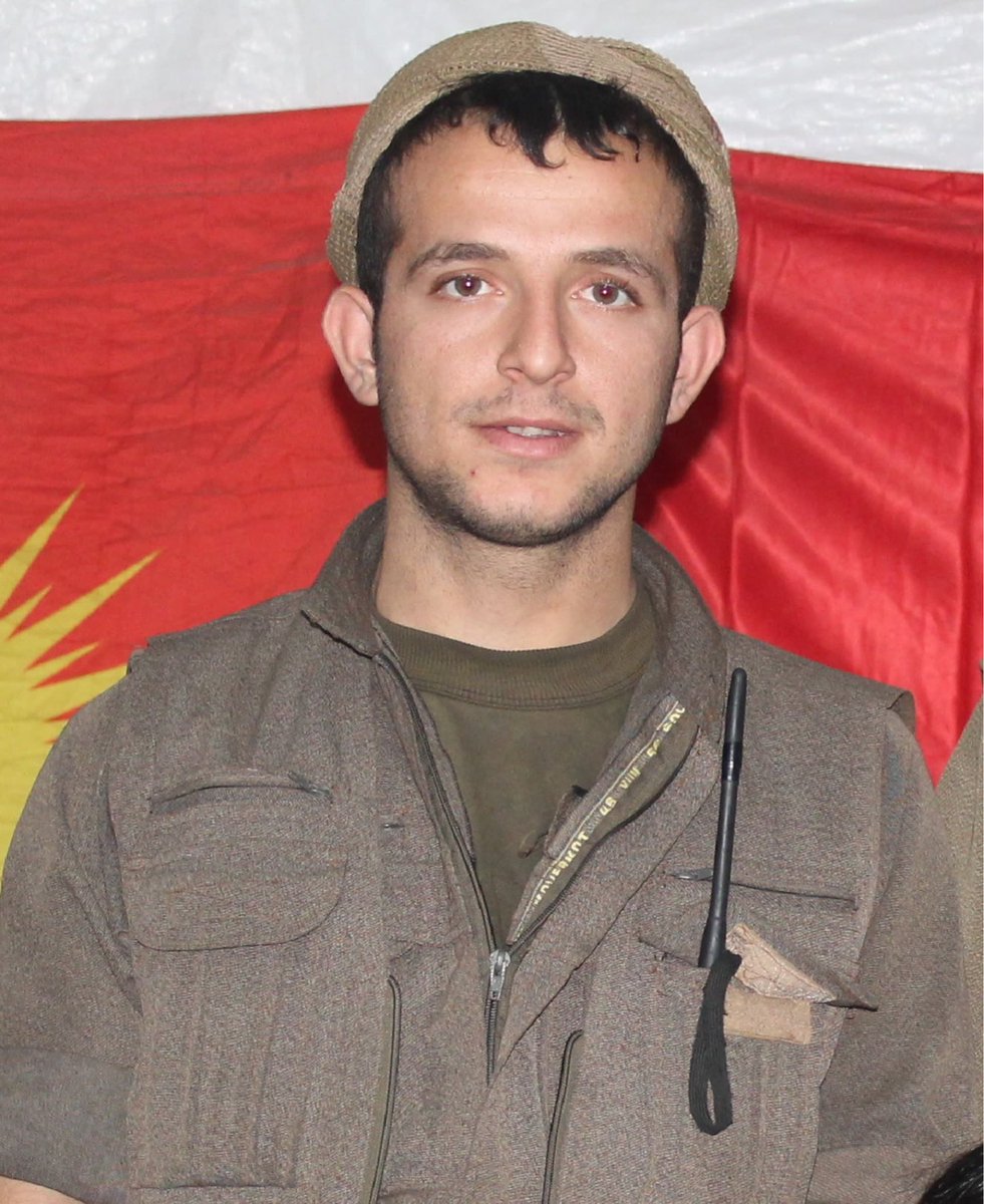 gilidaxee__'s tweet photo. Şehîd Sîpan Botan - Servet Saltan https://t.co/zpPigxxLnP