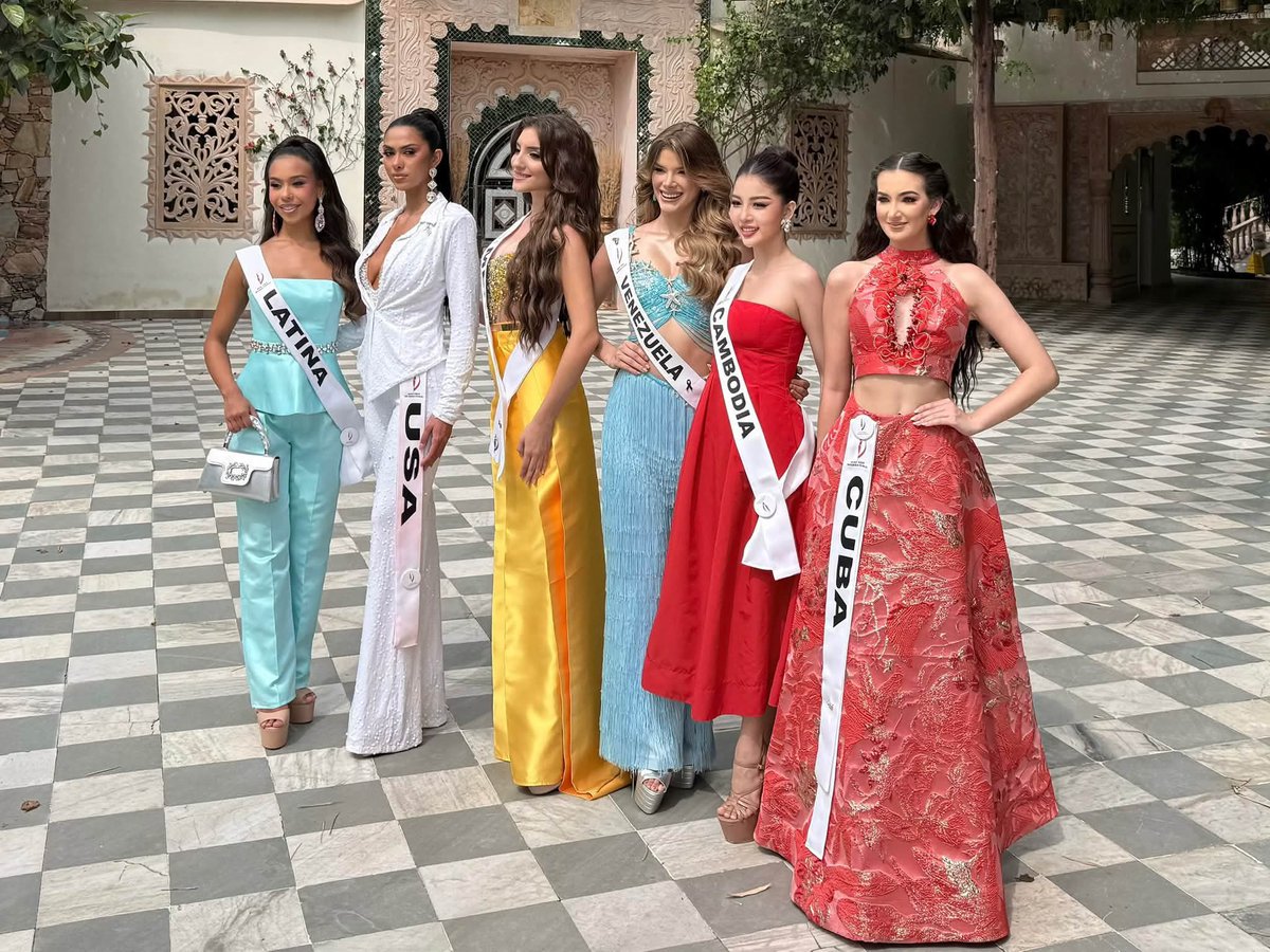 RakVirak91723's tweet photo. Look 5 : Jean Xjeanie of Cambodia in Miss Teen International 2026. 🇰🇭🇰🇭🇰🇭❤️❤️❤️ #cambodia #jeanxjeanie #missteeninternationalcambodia2026 #misdteeninternational2026 #look5 https://t.co/sbgAOQ8VDc