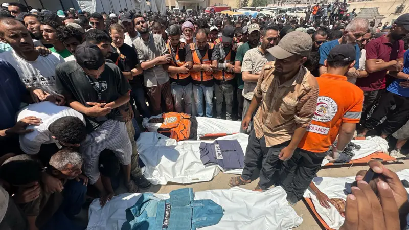 AbubakerAbedW's tweet photo. On this day last year, the Israeli army carried out a live double-tap strike on Nasser Hospital in southern Gaza, murdering at least 20 people, including five journalists.

Their names are: Mariam Abu-Dagga, Moath Abu-Taha, Hossam Al-Masri, Mohammed Salama, and Ahmad Abu-Aziz. https://t.co/9p3Y0imLlH