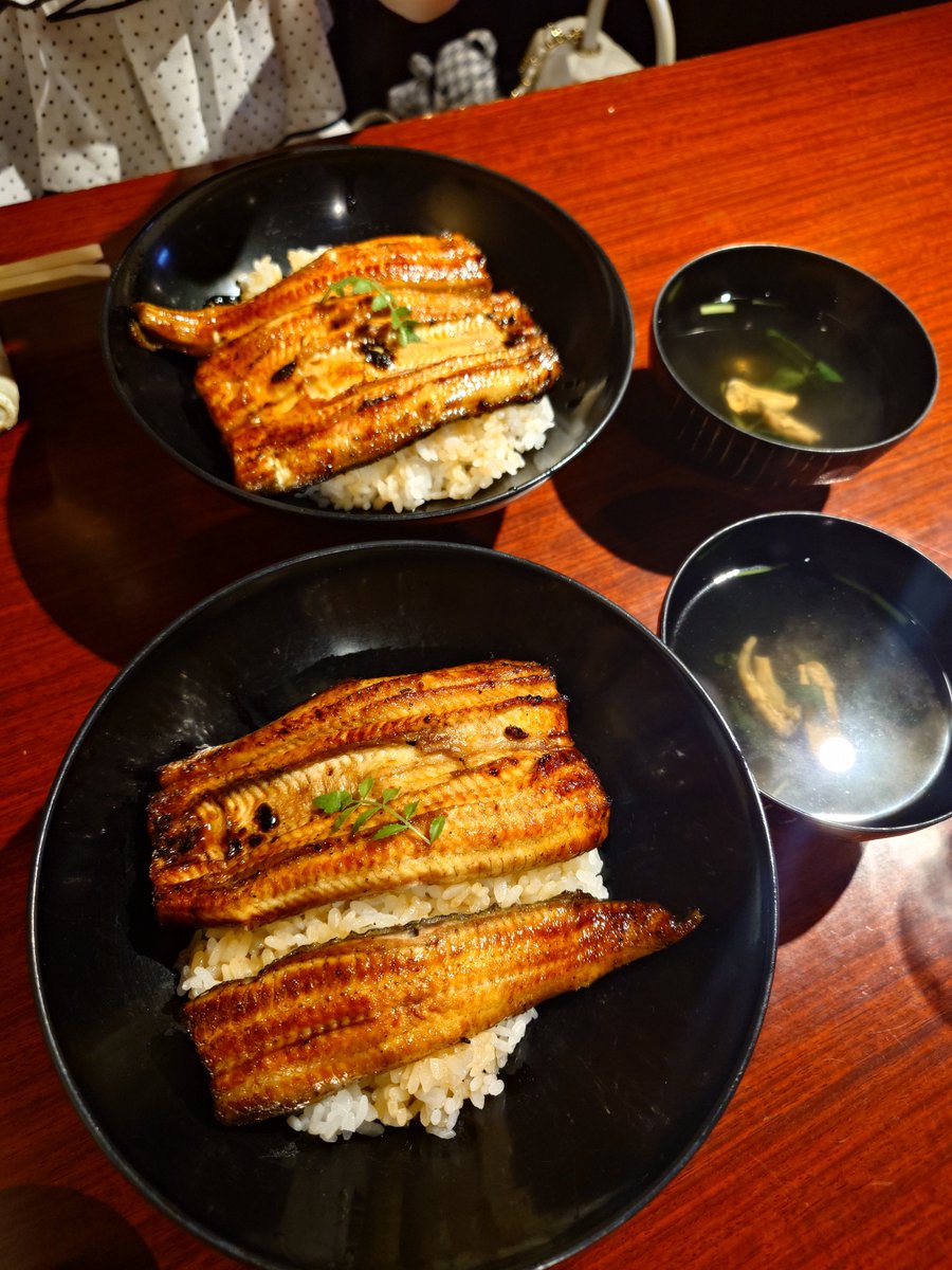 nico_kazun's tweet photo. @new_cocochan4 
ここちゃん鰻ランチデート♥☆
気がつけば2年連続✨✨
今年も一緒に食べれました～
年間行事になりそう...(#^_^#)
いっぱい近況報告＆楽しいお話♪　
ここちゃんの笑顔をおかずに　
美味しい！可愛い！が止まらず...
でもッ！可愛いが勝ち！(#^_^#)
また遊びに行こうね♪ https://t.co/JOQljCrrRn
