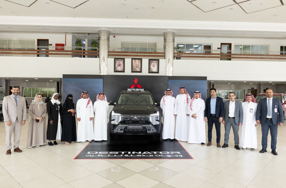 MotoryKSA's tweet photo. التغريدة :

أعلنت شركة العيسائي للسيارات، الوكيل الحصري لعلامة ميتسوبيشي في المملكة، عن إطلاق ميتسوبيشي ديستنيتور الجديدة كليًا، الـSUV العائلية ذات الـ7 مقاعد، التي تجمع بين التصميم العصري، الأداء، الراحة وتقنيات الأمان المتقدمة، لتقدم خيارًا جديدًا للعائلات في السوق السعودي.

#ميتسوبيشي_ديستنيتور
#ميتسوبيشي_السعودية
#وجهات_مذهلة_تنتظرك
#دستنيتور_رفيق_الطريق