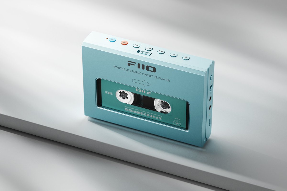 daily_gadget_jp's tweet photo. 「FiiO CP11」が年内登場！手持ちのワイヤレスイヤホンでレトロ音源を楽しめる極薄Bluetoothカセットプレーヤーhttps://t.co/nCmHEmRGcr
#デイリーガジェット #FiiO https://t.co/T0gqHu2U9L