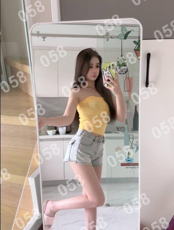 chacho25788's tweet photo. #怒江

#云南

我喜欢你注视着我的样子，因为那时你的眼里只有我。

💋恋爱通道💞：@donut2553（注意！失联看主页第一条帖子，选好妹子转发或者截图页面咨询客服）

泸水市 https://t.co/C2Qg9MD08z