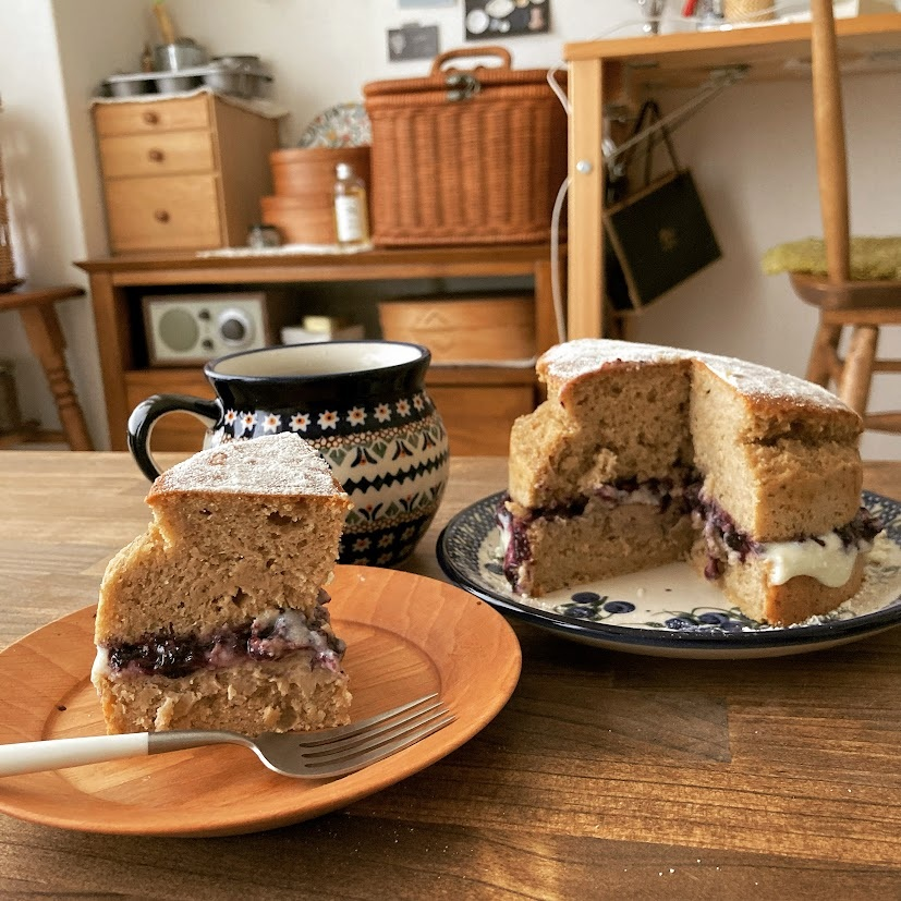 _to_to_o0's tweet photo. ベリーのおやつ☕ https://t.co/jq6b4fSry9