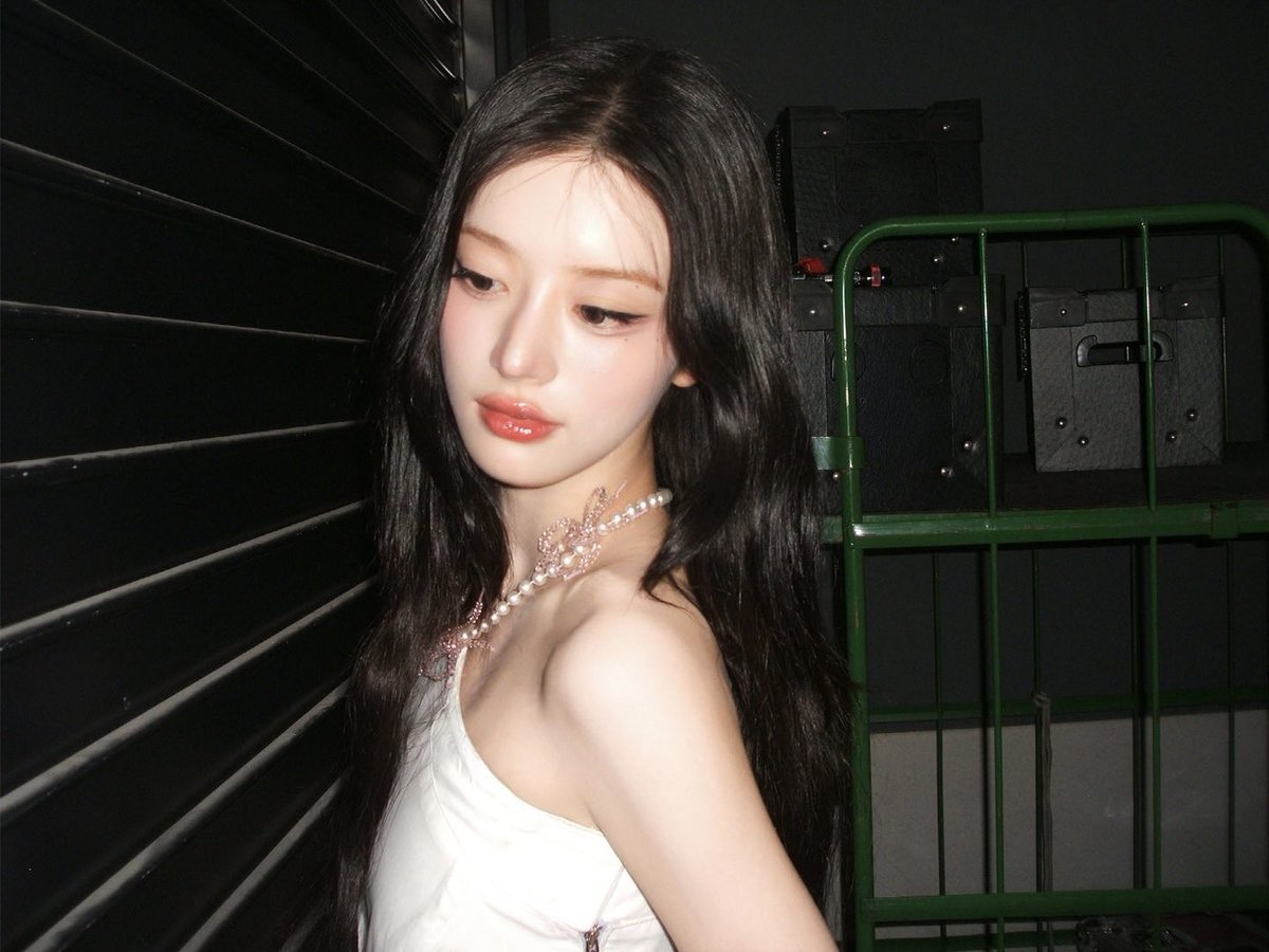 myonly_juju's tweet photo. 너는 꼭 목걸이찬거 알아봐주는사람만나.. https://t.co/9FiBqMfza3