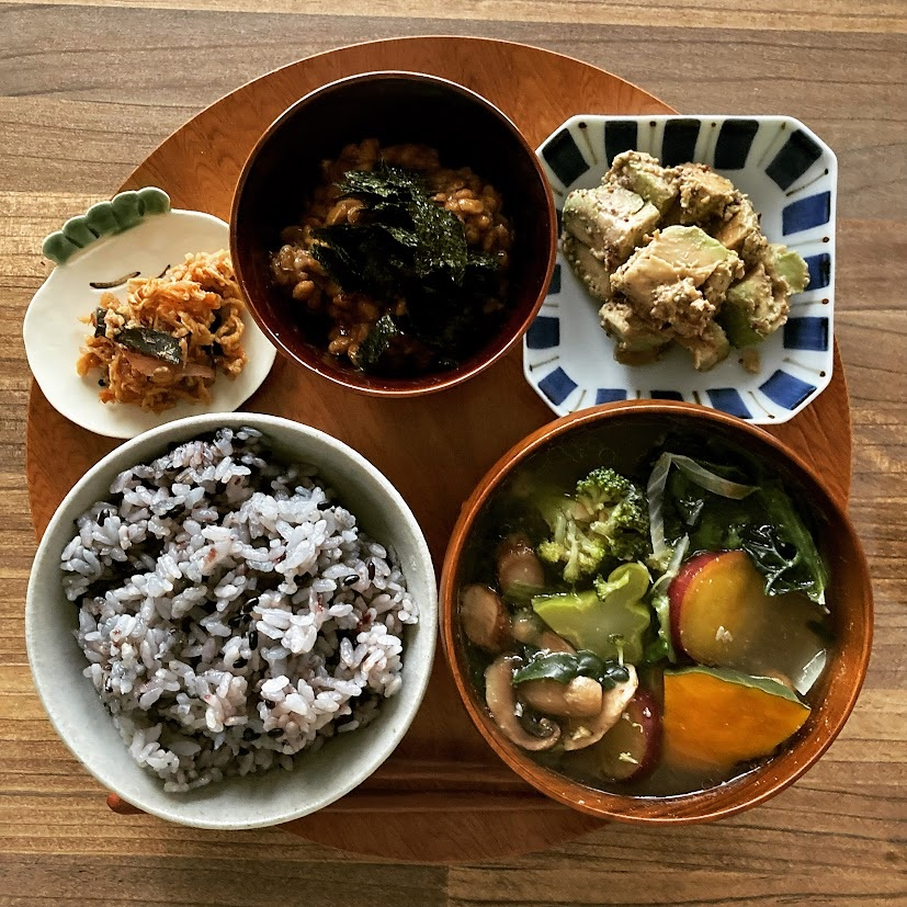 _to_to_o0's tweet photo. 帰国後に食べたいもの 
定食、刺身、厚切りトースト、蕎麦 https://t.co/QUDPmikDDi