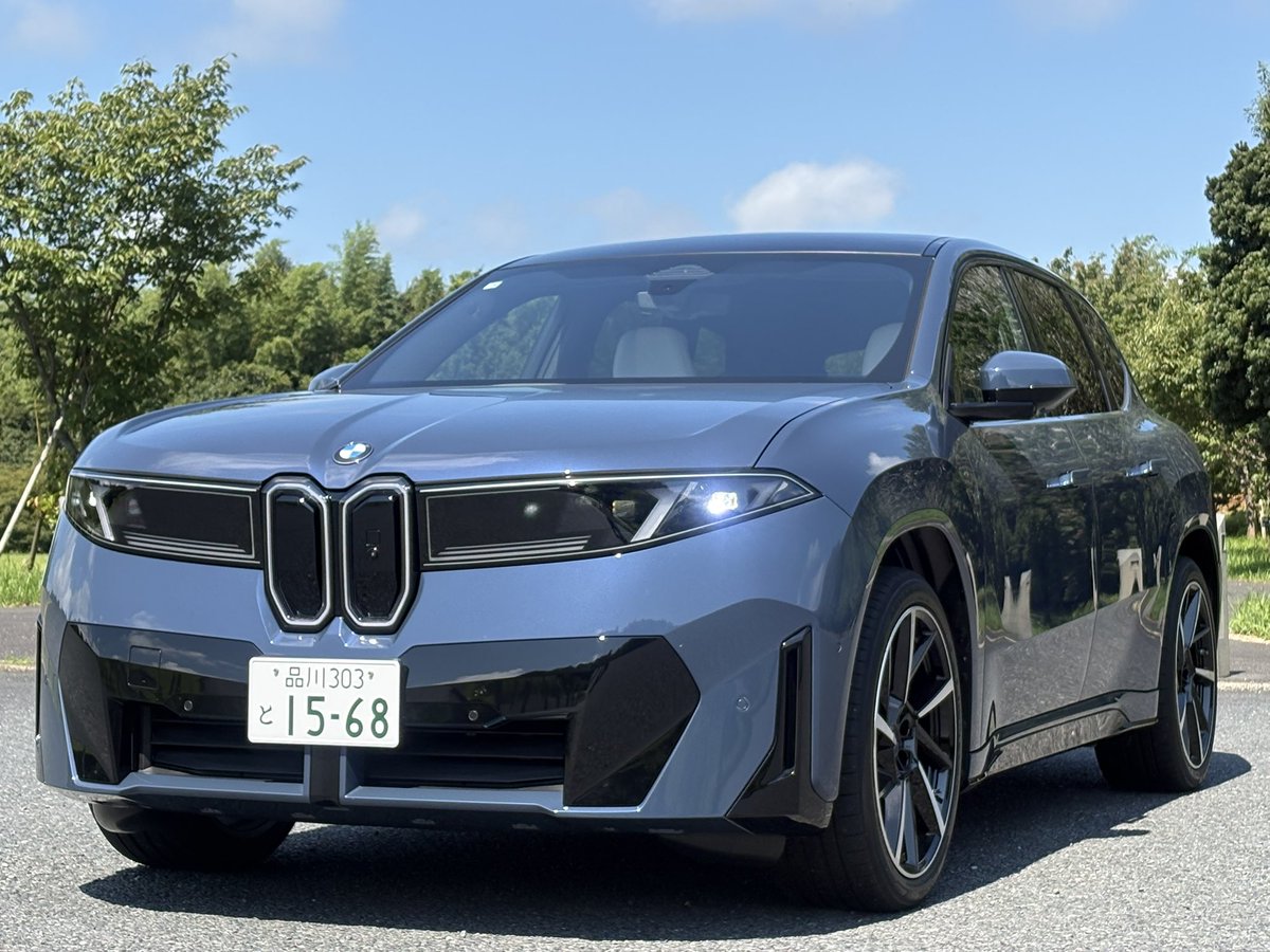 makuntaro's tweet photo. 早起きして、#BMW #iX3 の #試乗会 へ(^_^;)
思ったより早く終わったので、#三越本店 に寄り道して #アストンマーティン を眺めてから帰宅(^_^)
iX3については、近いうちに報告します(^_^)v
#ヴァルハラ #DB12S #ヴァンテージS https://t.co/mAsTyejZwT
