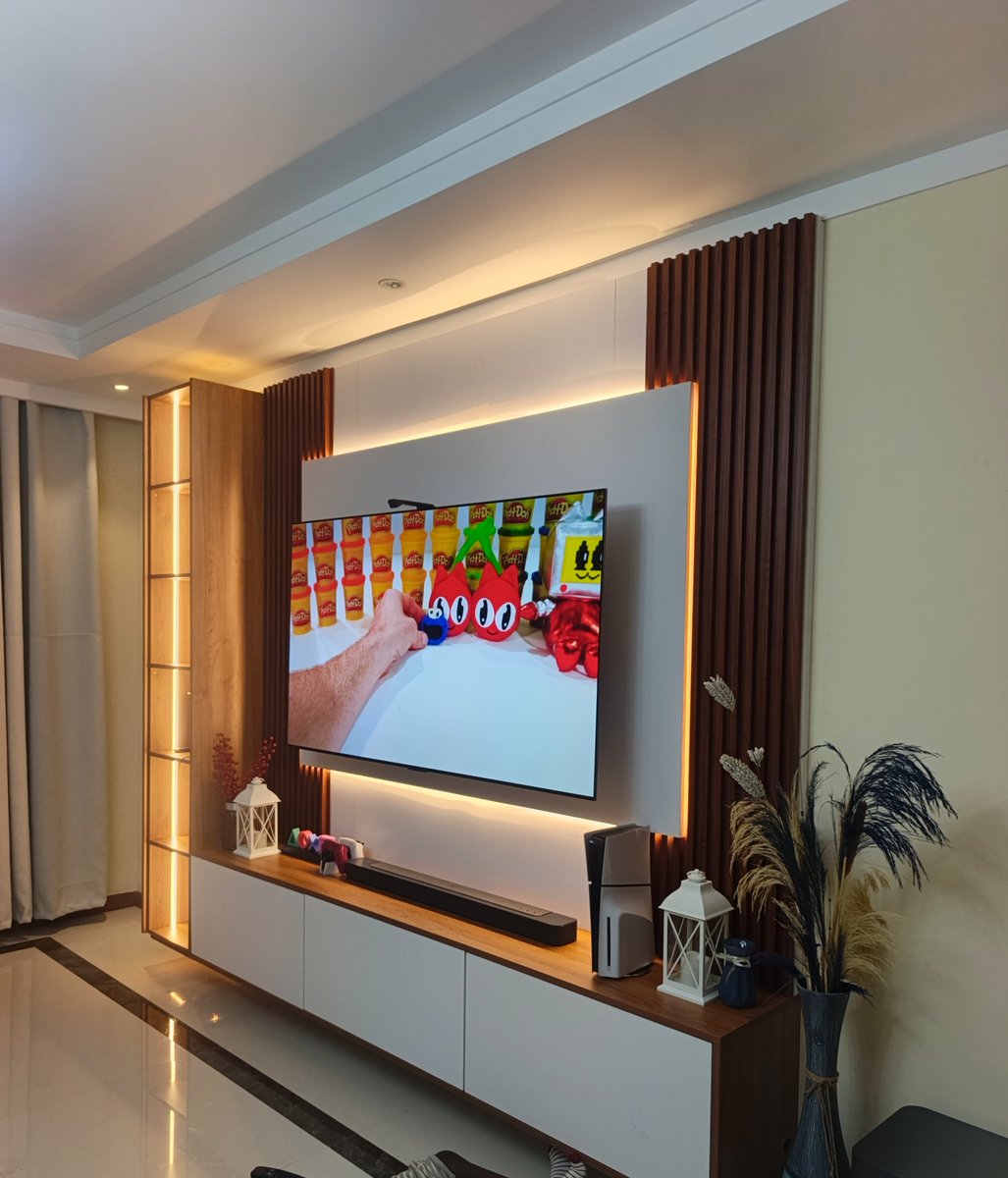 Charles_Barake's tweet photo. 75k will give you this.  Mine is to implement your ideas. Kazi safi always
✅Cable management
✅Clean Finish
✅Quality materials https://t.co/7KEiR60I83