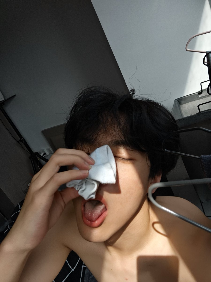 mny0219's tweet photo. 即将步入健身房了（团了一个月的卷，第一次练）。
#0m #恶堕 #狗奴 #无脑 https://t.co/KZwHtetEsK