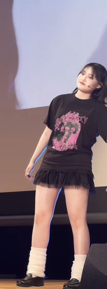 japdbqf's tweet photo. あこの太もも綺麗すぎっ💓💓💢
靴の匂いやばそう💓💓
#オナペ #貼り合い #ホモコキ https://t.co/BBrgQg0GzA