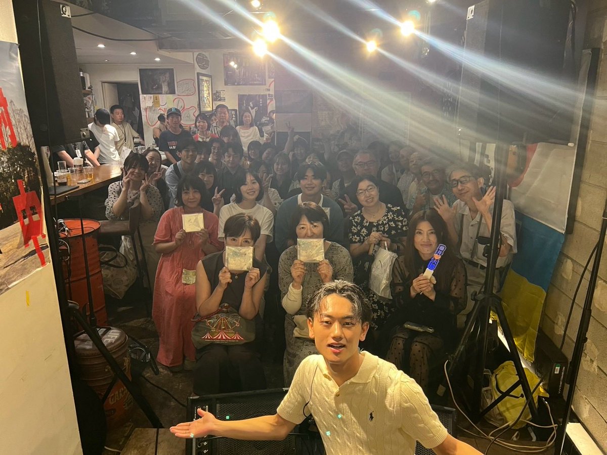 hi_ro_to_music's tweet photo. 先日無事初ワンマンライブが開催されました✨

足を運んでくださった皆さんと一緒に胸に刻んだ時間、空間、そして記憶は僕にとってかけがえの無い宝物となりました🫧

改めて、いつも応援してくださる皆さん、
支えてくれる周りの全ての人達に心から
ありがとう😌

#藤井大翔 #藤井大翔2026 #memory https://t.co/bzceoOME3s