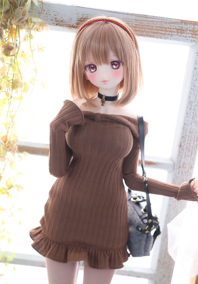 tachibanamikan4's tweet photo. 秋っぽいお姉さん🍂 https://t.co/PEp7qB2rGx