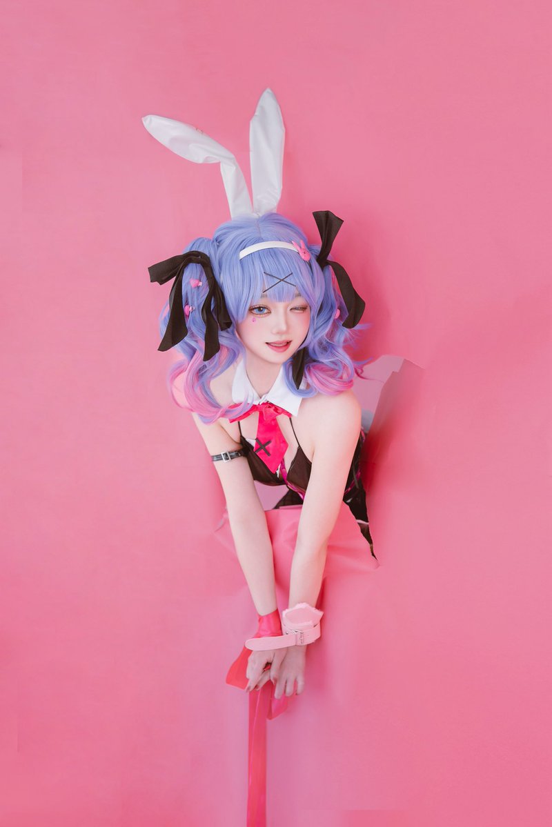 chiiring_cos's tweet photo. #rabbithole

요거 따라해봣어용.. 윙크 너무 힘드러 https://t.co/NeD2oBHtXN