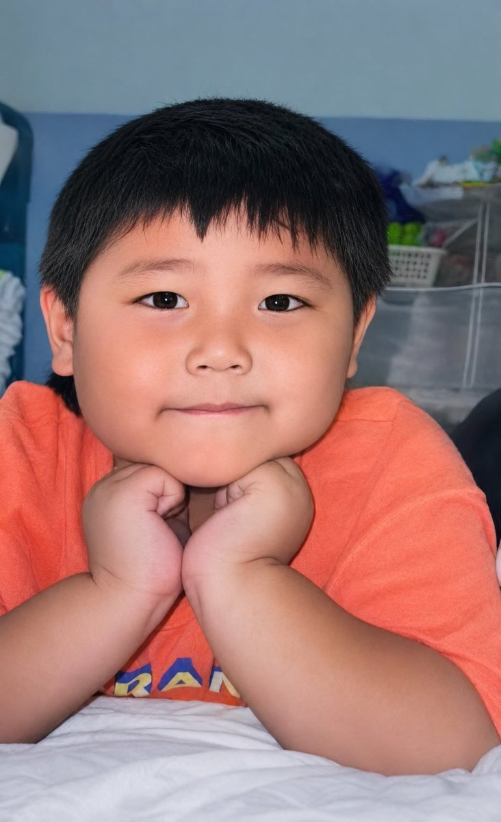 epn15111's tweet photo. ความน่ารักกับแก้มโอ้นอะไรหนักกว่ากันคับ🥰 https://t.co/RZ8ZBB980t