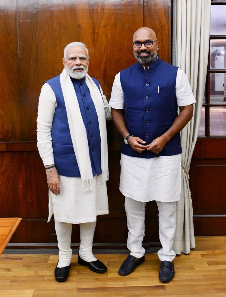 its_saichand's tweet photo. Heartiest birthday wishes to Lok Sabha MP from Nizamabad, Shri @Arvindharmapuri Anna 💐 https://t.co/gACYb2nGXP