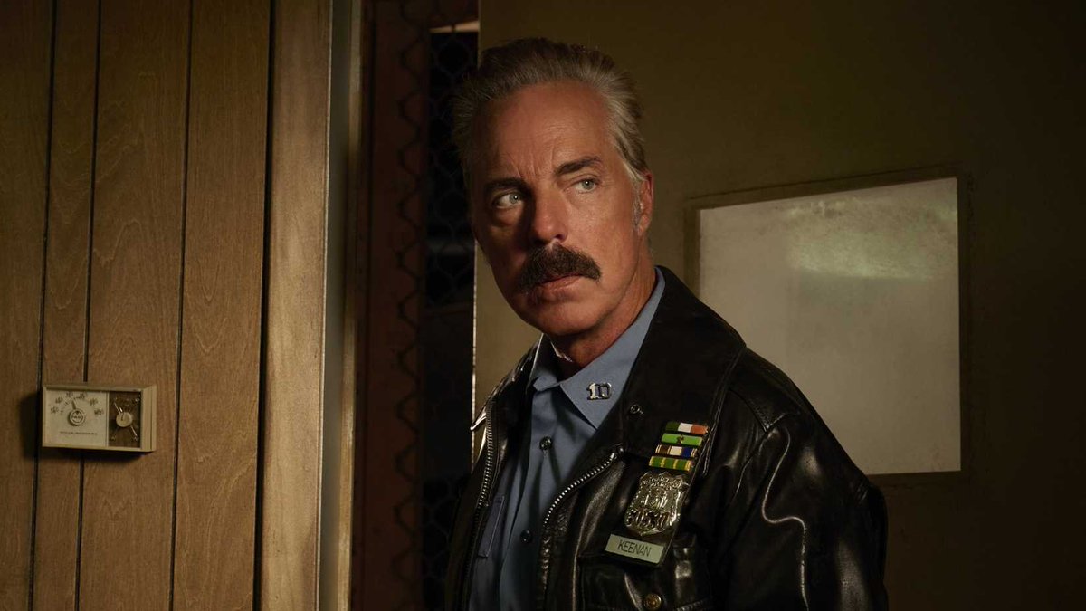 captainfucks's tweet photo. ﹙ ooc.  leather,  mustache  and  tattoos.  he  looks  so  fucking  fine,  it  hurts.  👴🏽🥴😵  ﹚ https://t.co/oA0GFyszPp