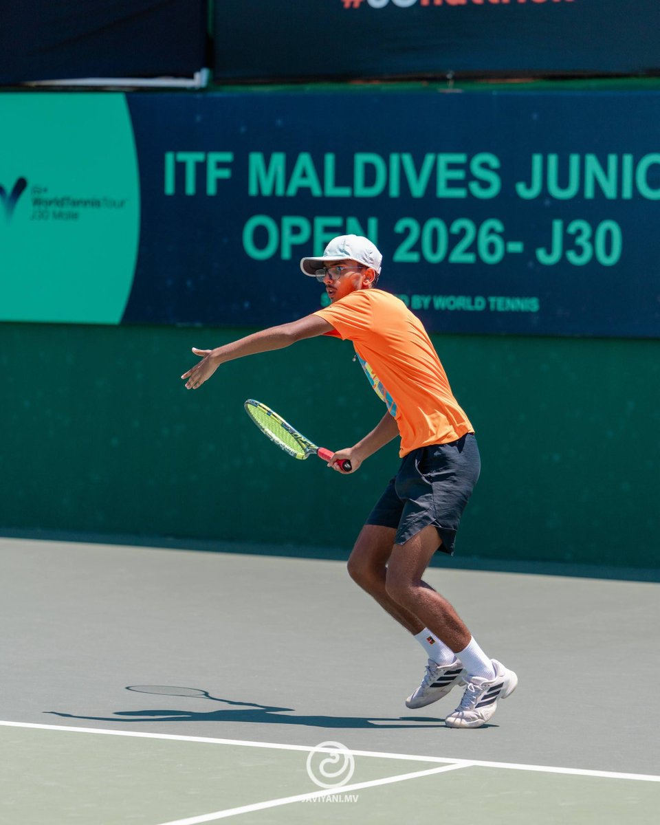 Javiyani_MV's tweet photo. #InPictures: ITF J30 Maldives Junior Tennis mubaaraathuge dhevana hafthaa ge furathama match. 

More Pictures: https://t.co/hshTftCL49 https://t.co/ycEw7aBtfb
