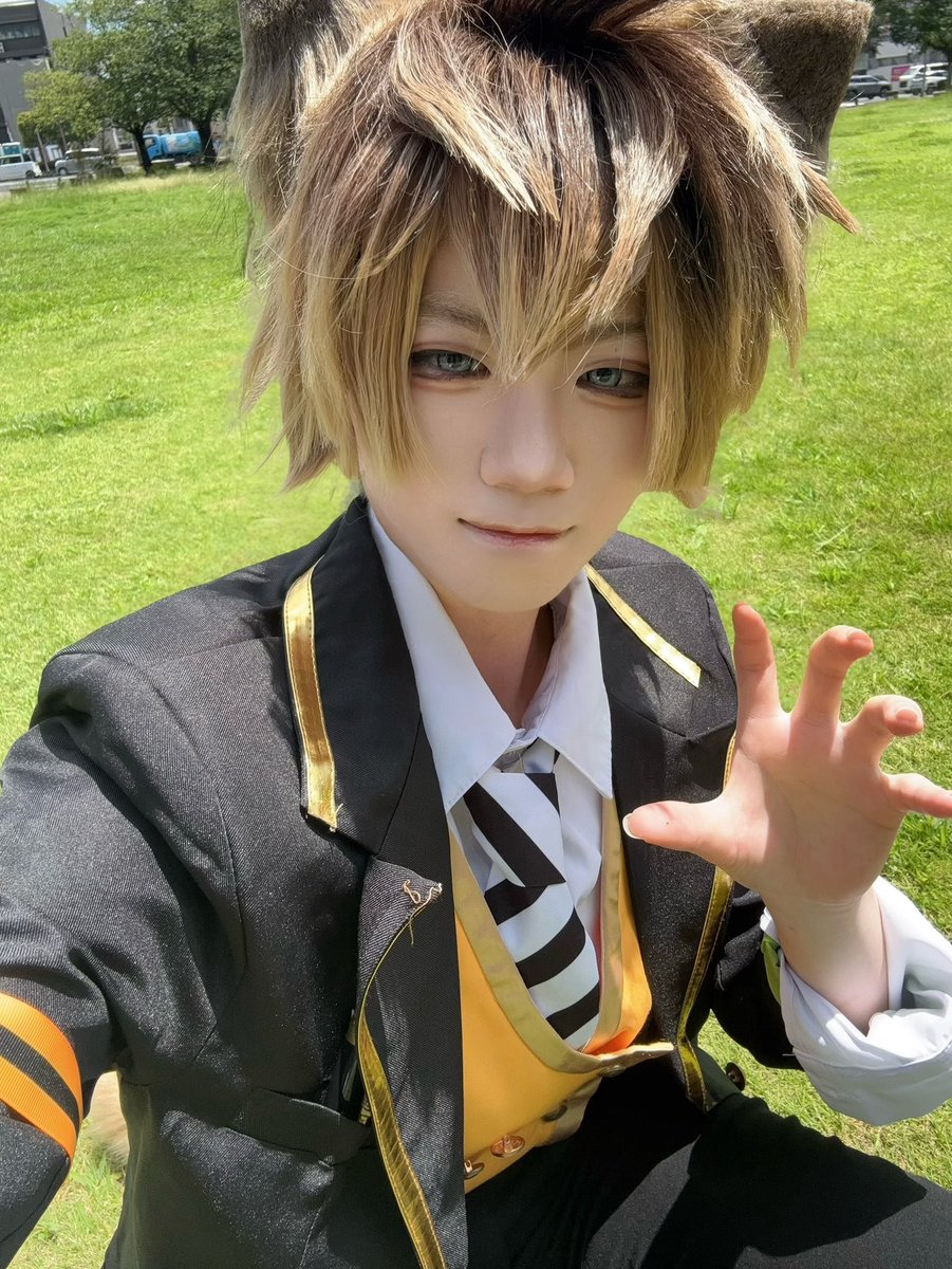 pi__n06's tweet photo. しっぽがチラ見してるラギくん
またコスしたいな🐆✨️ https://t.co/xINPQd1LiB