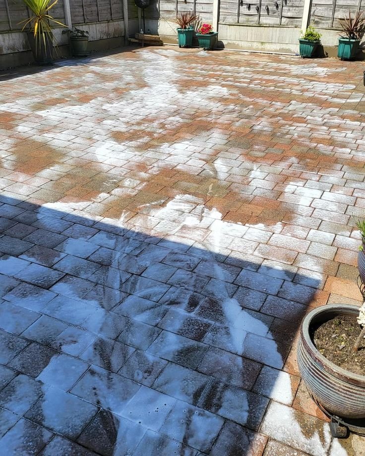 crystalclean4u's tweet photo. A well-maintained compound creates a welcoming, safe, and presentable environment
Clean compound. Better first impression. Happier space.
Let us take care of the cleaning while you enjoy the results.
#CompoundMaintenance #ProfessionalCleaning #PropertyCare #OutdoorCleaning https://t.co/rBZOw5E2YN