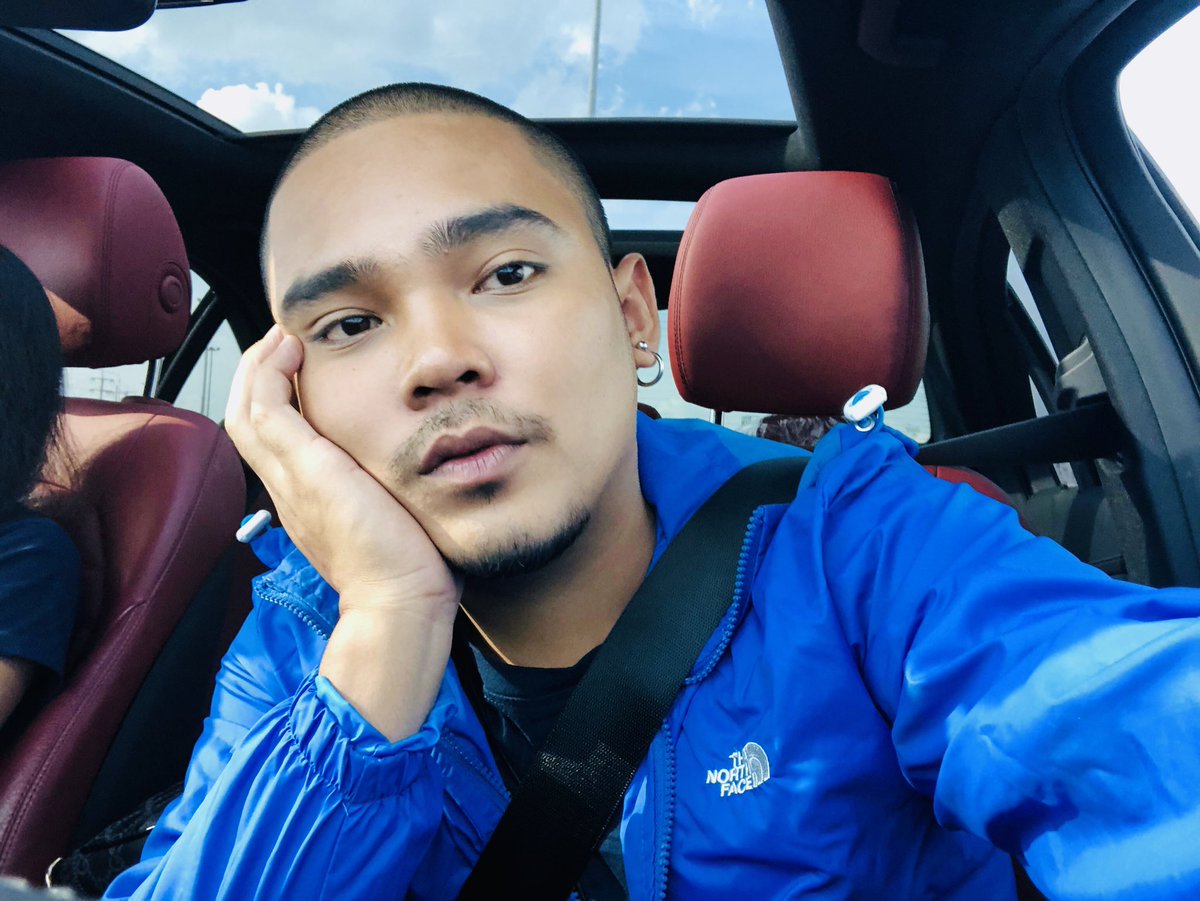 Ize6's tweet photo. แบบนี้ผมสั้นพอไหม มีใครให้สั้นกว่านี้ไหมคะ 🤣🤣🤣

YOURTUBER Q1
#เปิดกล้องYourtuber https://t.co/loo0P04mHd