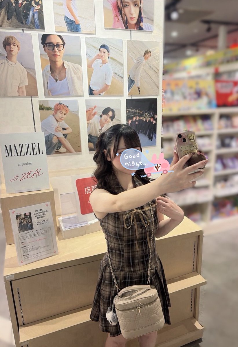 BABY_EIKI's tweet photo. 全部大切な思い出だね💭💕 
#MAZZEL_EIKI #MAZZELwithZEAL https://t.co/YAWrLNQkSw