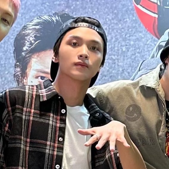 sunhaefs's tweet photo. SNAPBACK HAECHAN 🧢 https://t.co/eiR64H4cih