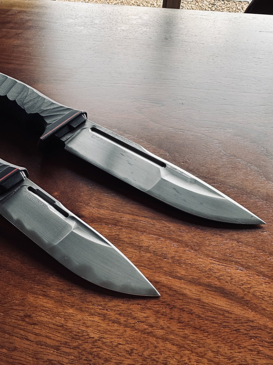 riguo_knives's tweet photo. ISZ カスタム再販決定!
販売日時: 8月26日(水)18:00〜
販売サイト: https://t.co/k4ymQJJTRR
▶︎圧倒的硬度と切れ味を誇るZ-Tuffブレードモデル
512VSP-Z-Tuff (使い勝手抜群120mm )
516E -Z-Tuff (160mmロングブレード)
各モデル1 or 2本のみ
#isz
#knives
#512vsp
#ztuff
#riguo https://t.co/4D1VKEwkU3