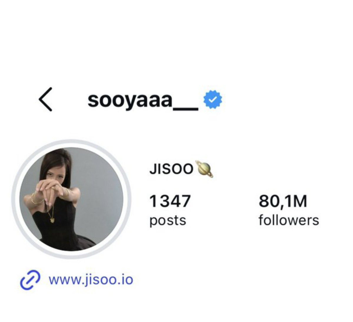 ForeverKimJisoo's tweet photo. JISOO new Instagram profile picture.🖤 https://t.co/w8KyhxkoCN