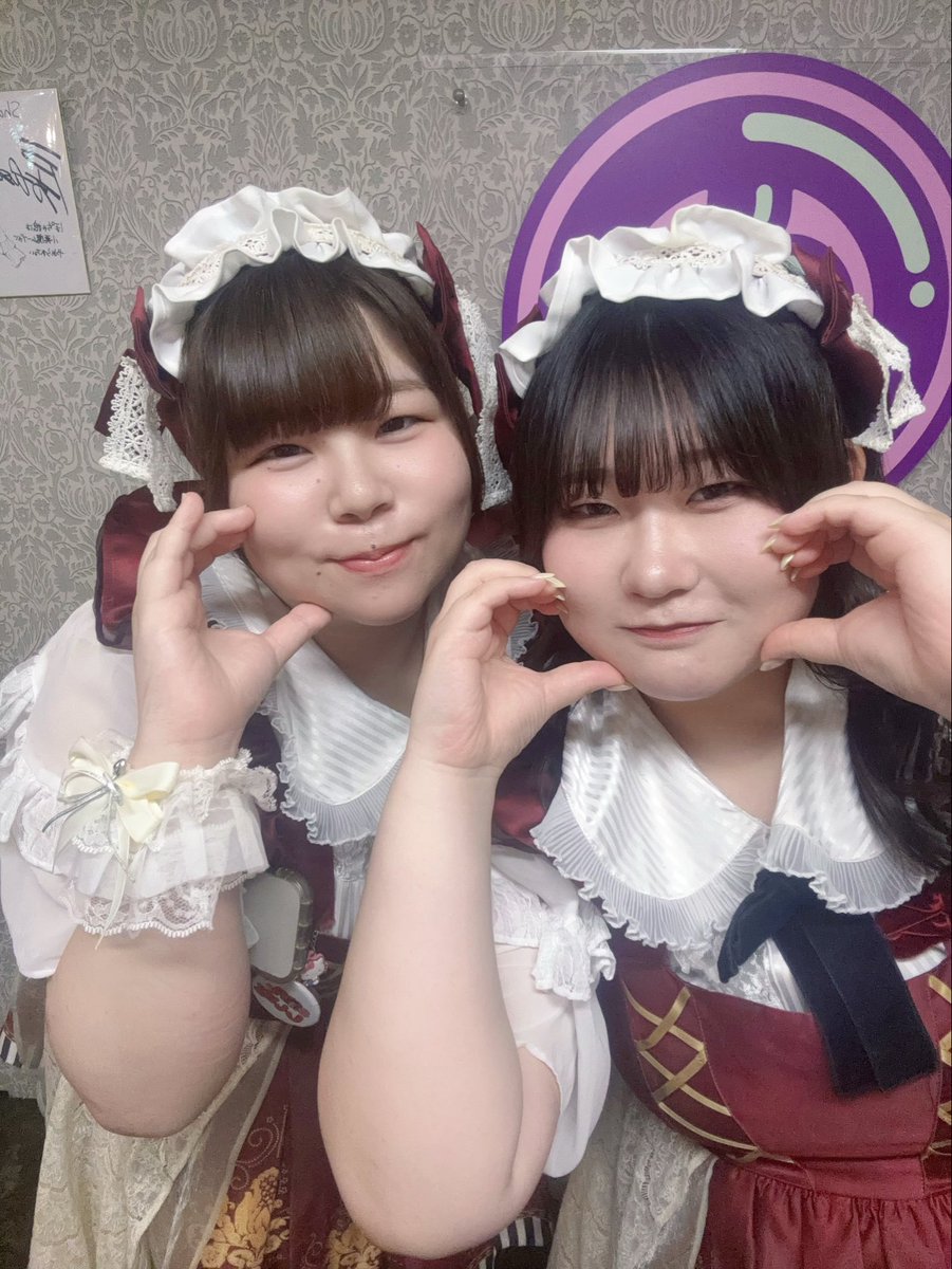 oolongron_sh's tweet photo. いん！！
あんずさんの赤メイド姿最後т т♡
ご帰宅お待ちしている！！！

 #ぽっちゃり女子 #コンカフェ https://t.co/aVP01F5Lqr