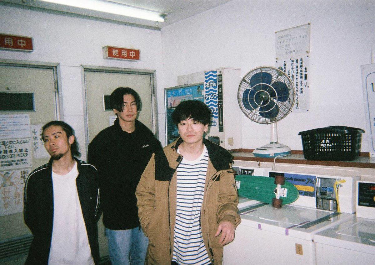 LiM__band's tweet photo. ご無沙汰してます
21時頃お知らせあります https://t.co/Pmj96j6Fm8