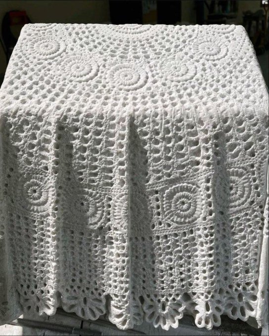 Rainmaker1973's tweet photo. This isn't cotton thread. 

It's a stunning marble sculpture by Greek artist Argiris Rallias. https://t.co/CZRzyCtBxx