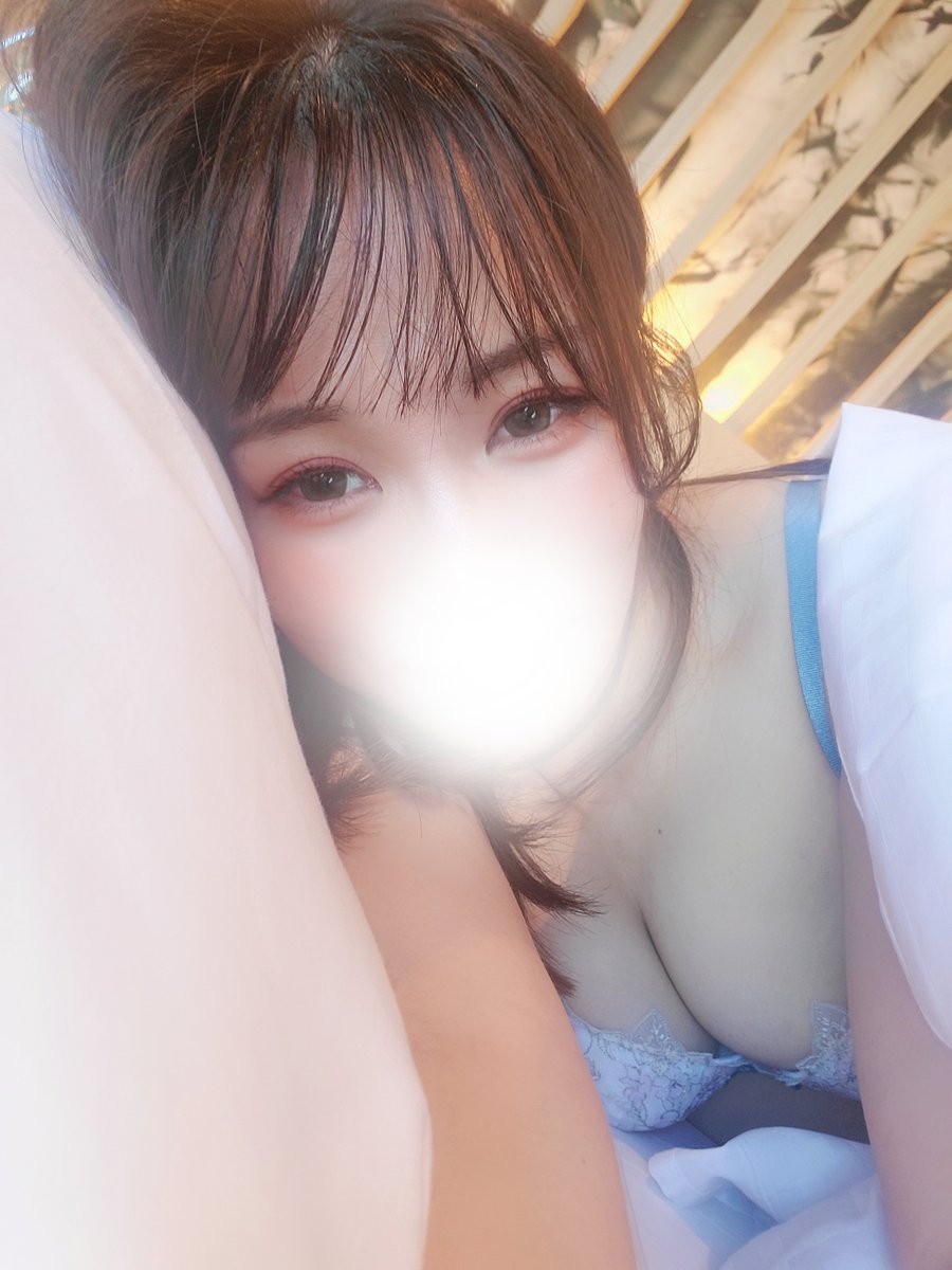yubiurara's tweet photo. ９月もあなた様に会えますように…💓 https://t.co/Z4qHdxbgrO
