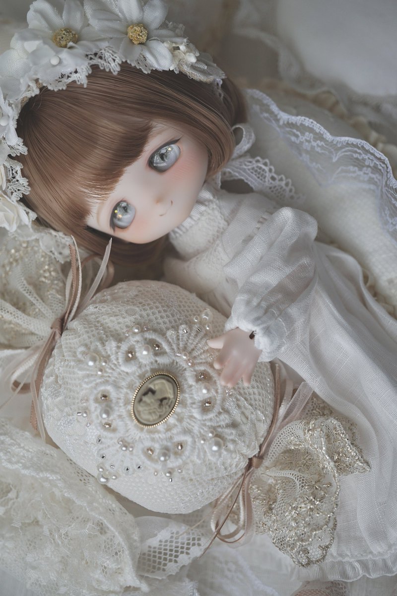 facet_rinta's tweet photo. （1/2）
facetのこんなお顔のボニバニさんがお迎えしたいなという、ご希望を募集してみます。
（例: にっこりやわらか、すました冷たい感じ、中性的な感じ など）

もしご希望がございましたら、こちらのポストにリプライをお願いいたします🙇‍♂️
お写真は今まで描いてきた子達です

#ボニーバニー6 https://t.co/CCF9bITQNv