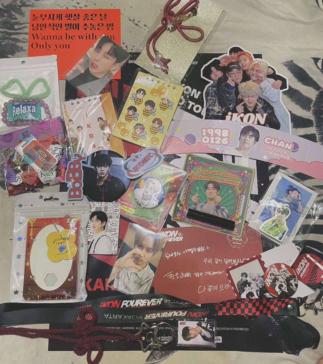 amelkun47's tweet photo. Ikonic gela sih gomowo yo sebanyak ini aku dapet freebies
Thanks  @chochobnna @pakslamet88 @jejuorenji @d_niangelo @Flowerein_ @AgnesFP @wiLoveindaeyo @ChanwooCafe dan yg ga ada namanya di packagingnya gomawo yaa🫶🫶 https://t.co/639KcOFsJh