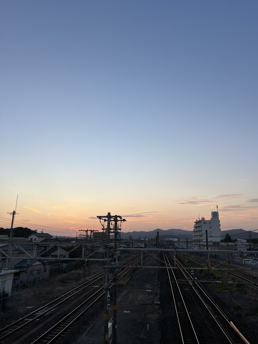 Ysnbhappy's tweet photo. さっき空〜😊✨ https://t.co/eS7Yf6Kh4A