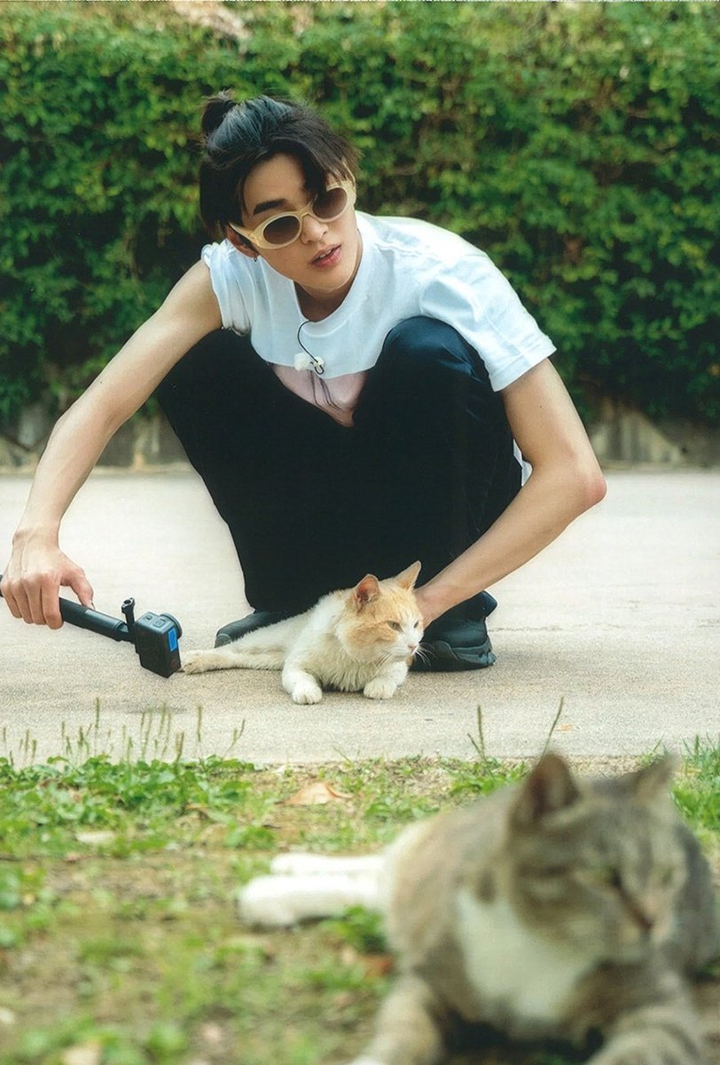 zhaoyufancokr's tweet photo. school trip album #keonho #건호 https://t.co/cEa4jkjM28