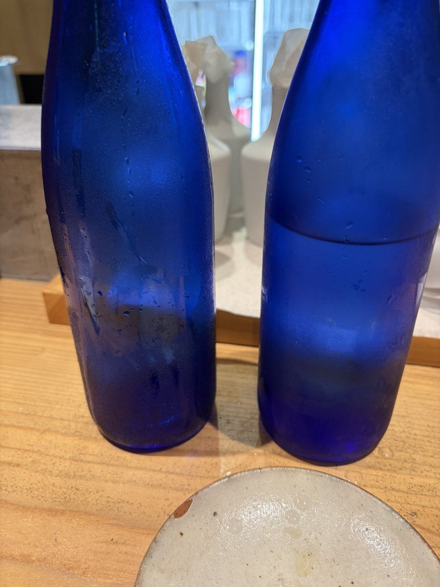 Satuki_Mutuki08's tweet photo. ぼく｢やわらぎ飲みきるとマスターに追加されるからバレないように飲みきろう｣

マスター｢ｽｯ...｣

ぼく｢ｱｱｱｱｱｱｱｱ｣ https://t.co/Wg23CSs8en