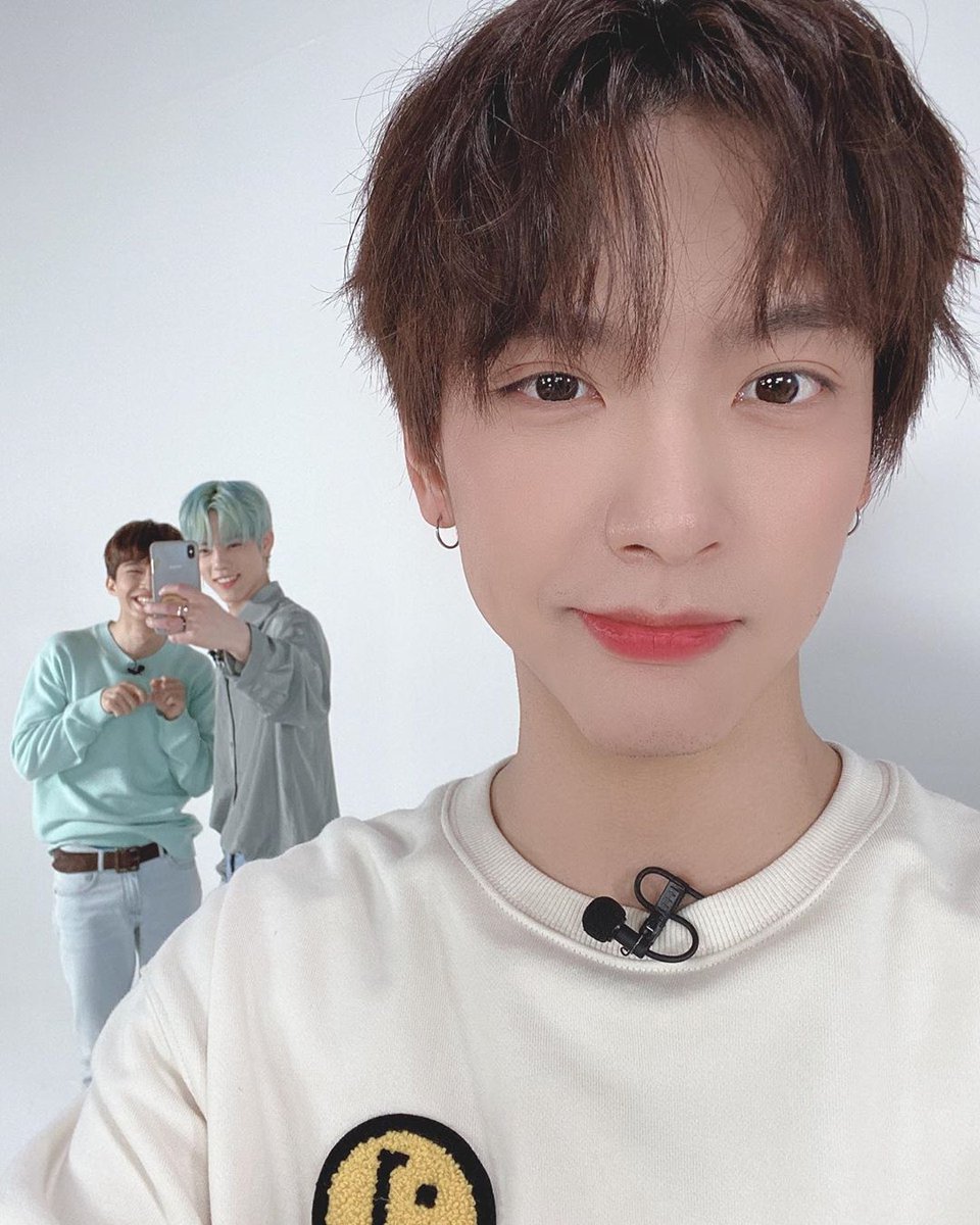 dangmyu's tweet photo. 나같경 이런걸 보면 학뮤멩으로 먹음 https://t.co/KwiWV4Ernp