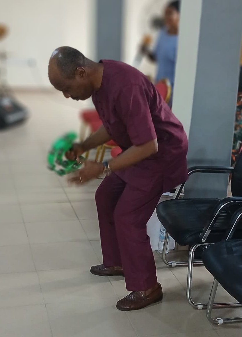 ProfOluyombo's tweet photo. I bow in worship and appreciation to God for another birthday - August 24th. 

#profoluyombo 
#globalcitadelng 
#august24myday 
#Godiamgrateful https://t.co/Uxn1Uonmvo