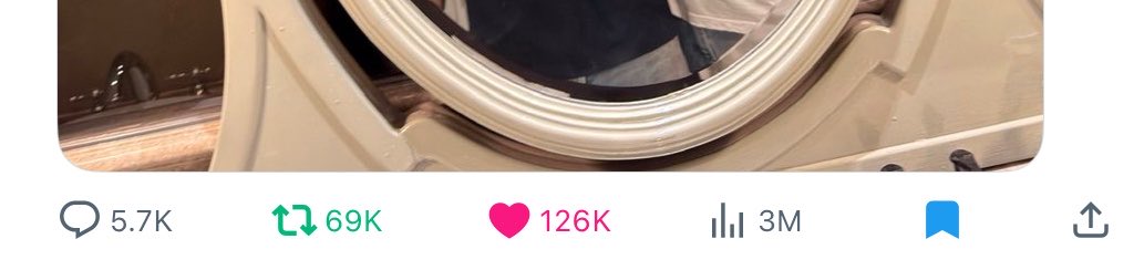 harxeuphoria's tweet photo. 3M views, 126K likes and 69K reposts 😭❤️‍🔥 https://t.co/mnSOpNQvXs