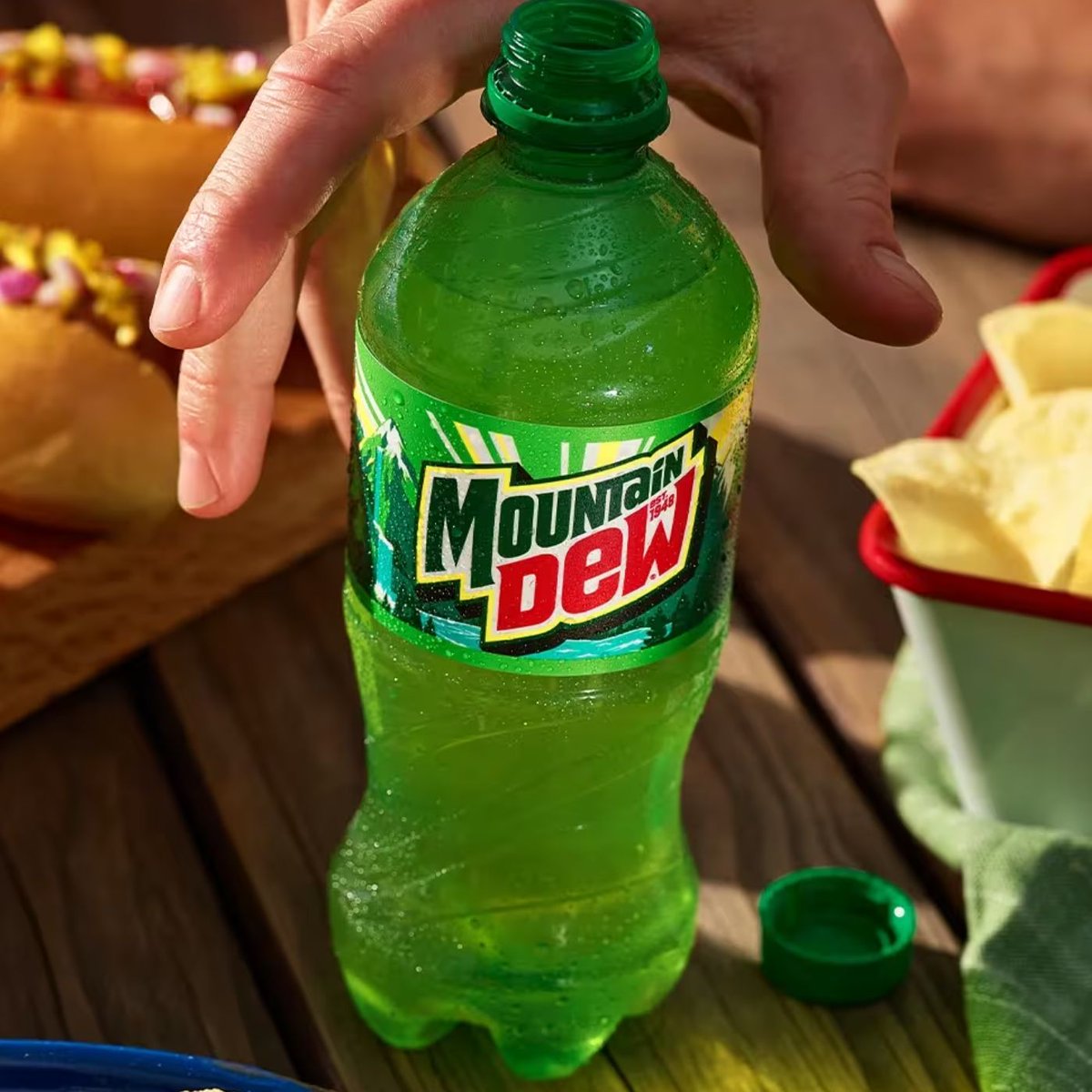 Dexerto's tweet photo. Mountain Dew fans can now smell like their favorite soda thanks to this body wash

Duke Cannon's Mountain Dew collection has been spotted at Walmart https://t.co/cMd1gqbPkj